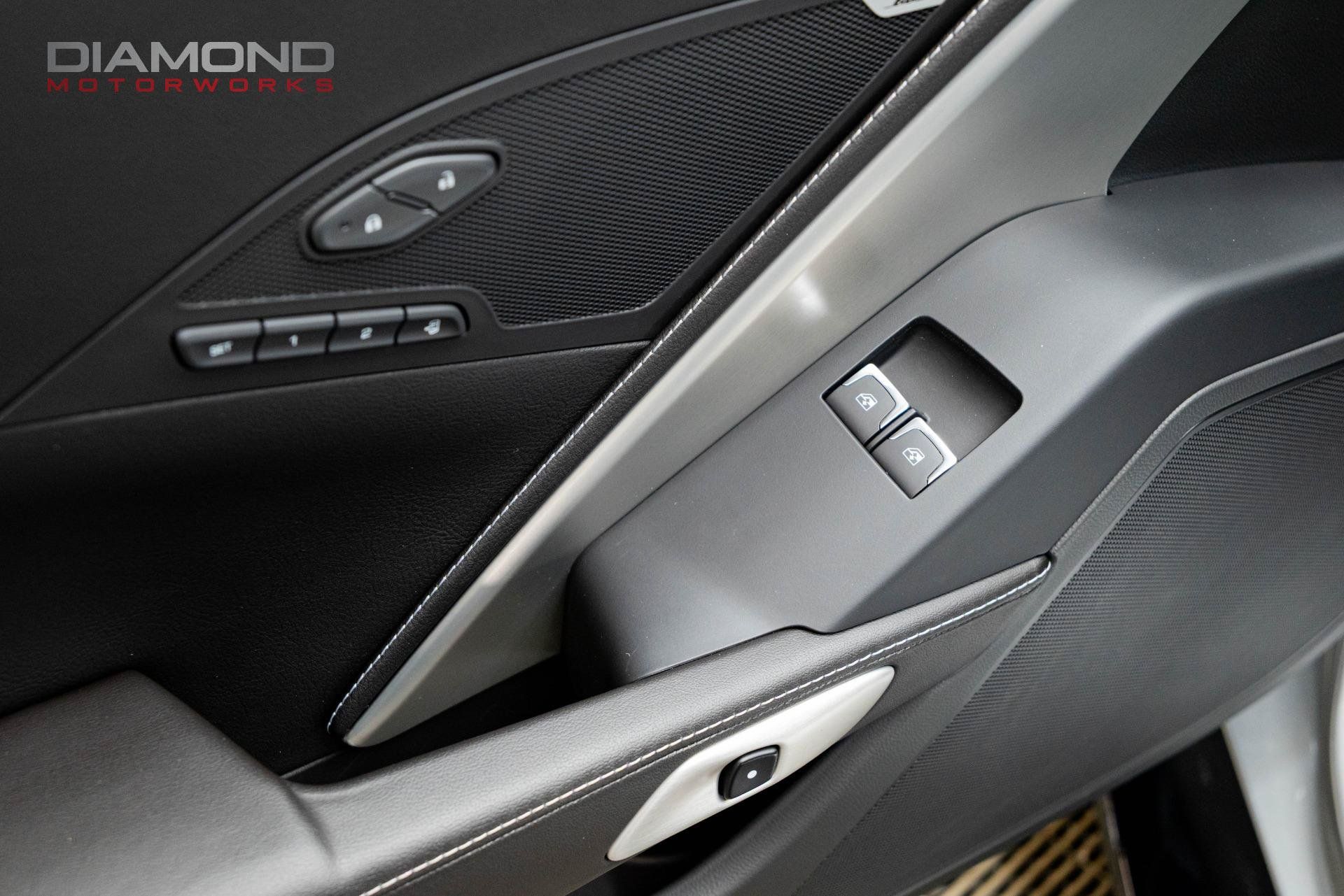 Used 2019 Chevrolet Corvette Stingray Coupe RWD image 85
