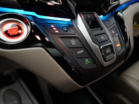 Certified 2023 Honda Odyssey Touring image 16