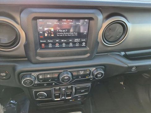 Used 2018 Jeep Wrangler Unlimited Sport S AWD/4WD image 14