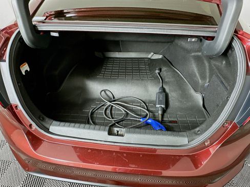 Used 2018 Honda Clarity Touring image 28