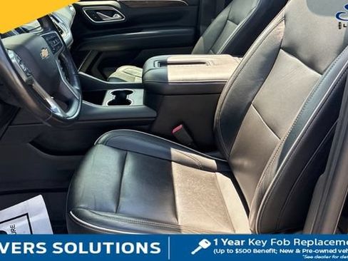 Used 2021 Chevrolet Tahoe Premier w/ Premium Package AWD/4WD image 6
