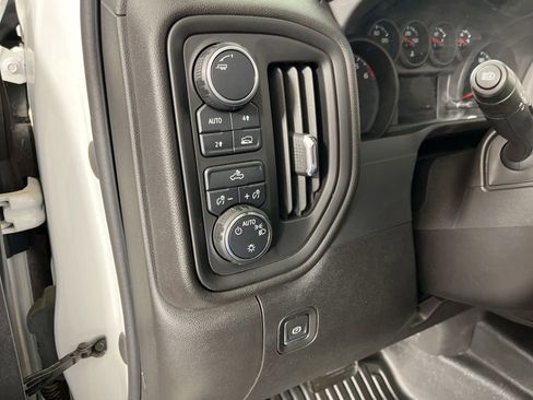 Used 2022 Chevrolet Silverado 1500 W/T w/ WT Value Package image 26