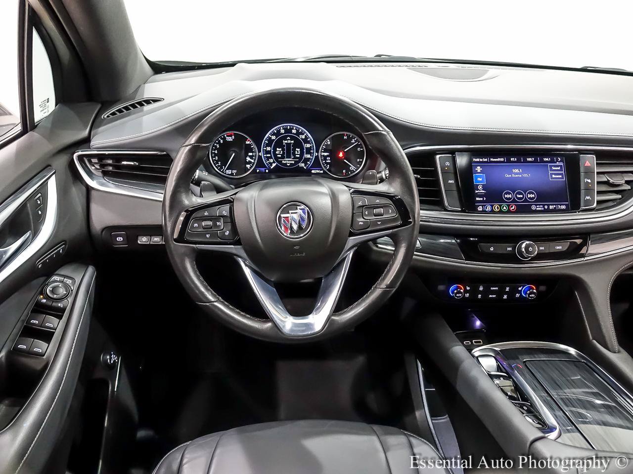 Used 2024 Buick Enclave Premium AWD/4WD image 18