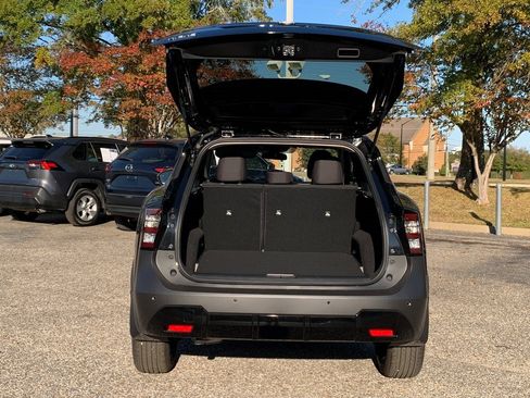 New 2026 Nissan Kicks SV image 5