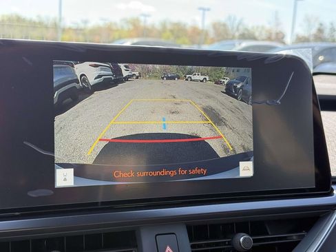 New 2026 Lexus UX 300h AWD image 11