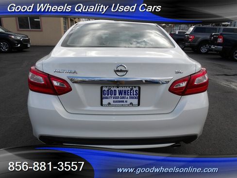Used 2017 Nissan Altima 2.5 SL w/ Technology Package image 6