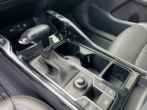 Certified 2024 Kia Sorento SX AWD/4WD image 18