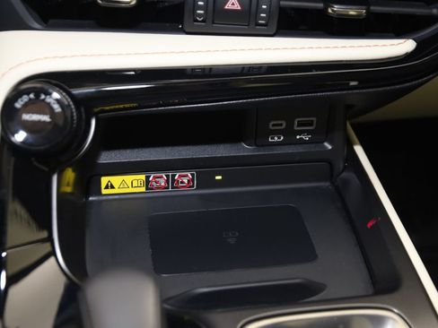 Used 2024 Lexus NX 250 FWD image 29