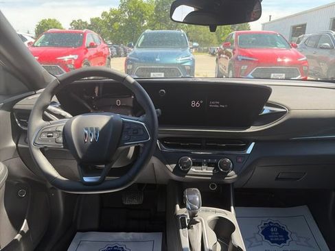 New 2026 Buick Envista Preferred FWD image 12