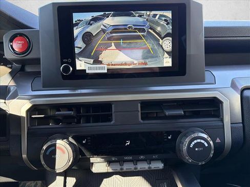 Certified 2025 Toyota Tacoma TRD Sport AWD/4WD image 17