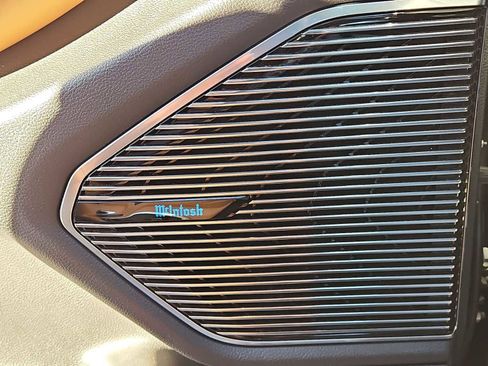 Used 2022 Jeep Grand Cherokee Summit w/ Advanced Protech Group IV image 32