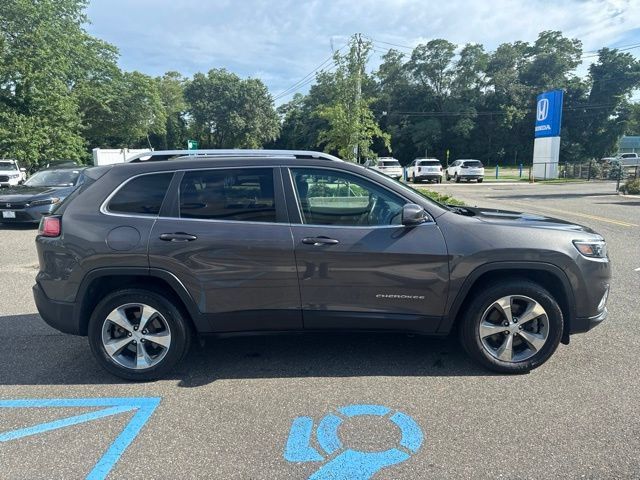 Used 2019 Jeep Cherokee Limited AWD/4WD image 9