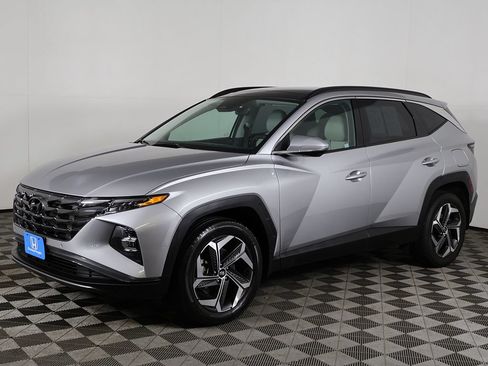 Used 2023 Hyundai Tucson Limited w/ Winter Package AWD/4WD image 10