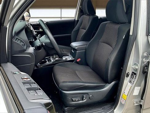 Used 2024 Toyota 4Runner TRD Off-Road image 25