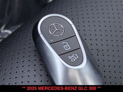 Certified 2025 Mercedes-Benz GLC 300 4MATIC image 34
