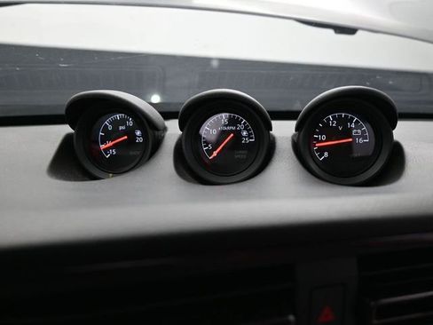 Used 2024 Nissan Z Performance w/ Floor Mat Package image 20