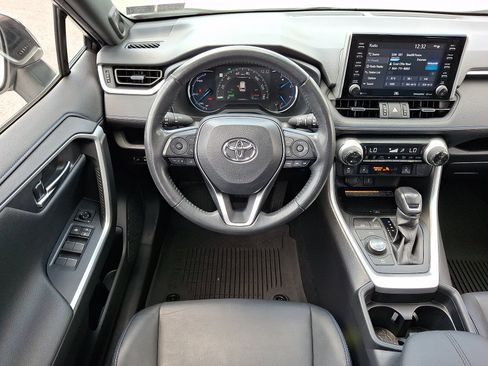 Used 2021 Toyota RAV4 XSE AWD/4WD image 14
