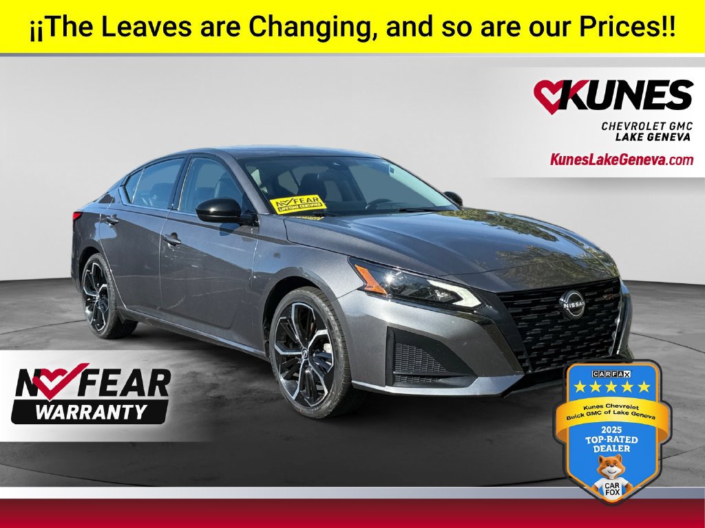 Used 2024 Nissan Altima 2.5 SR w/ SR Premium Package FWD image 1