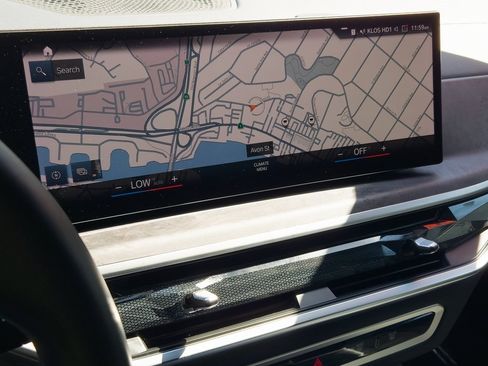 Used 2023 BMW X7 xDrive40i w/ M Sport Package image 16