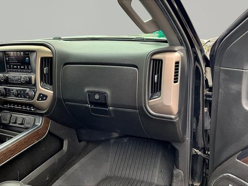 Used 2018 GMC Sierra 1500 Denali w/ Denali Ultimate Package AWD/4WD image 27