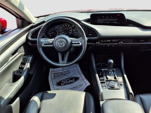 Used 2023 MAZDA MAZDA3 s FWD image 9