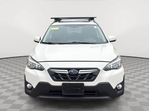 Used 2022 Subaru Crosstrek 2.0i Premium w/ Moonroof Package AWD/4WD image 2