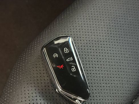 Used 2026 Volkswagen Atlas Cross Sport SE AWD/4WD image 21