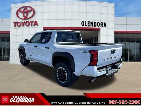 New 2026 Toyota Tacoma TRD Off-Road AWD/4WD image 5