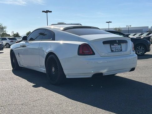 Used 2016 Rolls-Royce Wraith RWD image 10