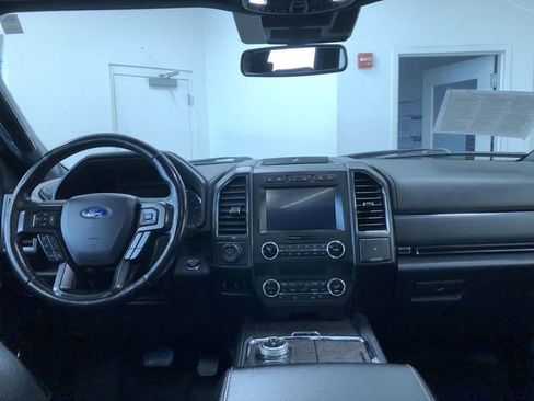 Used 2019 Ford Expedition Limited w/ Equipment Group 302A image 18