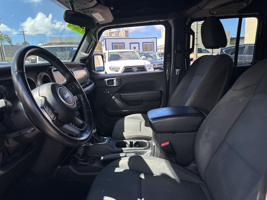 Used 2022 Jeep Wrangler Unlimited Sport AWD/4WD image 13