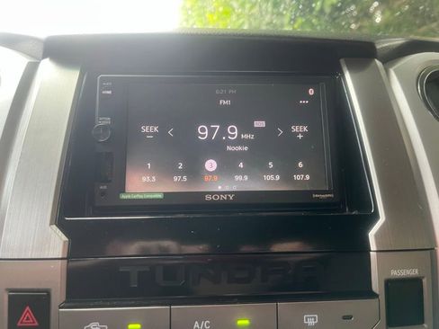 Used 2014 Toyota Tundra SR5 image 34