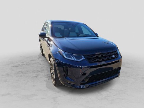 Used 2020 Land Rover Discovery Sport SE R-Dynamic image 2
