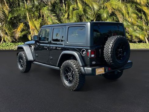 Used 2024 Jeep Wrangler Willys image 7