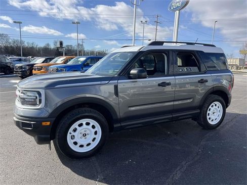 Certified 2023 Ford Bronco Sport Heritage w/ Heritage Convenience Package image 3