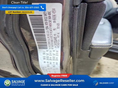 Used 2016 Jeep Cherokee Latitude w/ Cold Weather Group AWD/4WD image 17