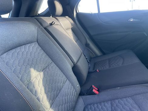 Used 2020 Chevrolet Equinox LT w/ Driver Convenience Package image 29