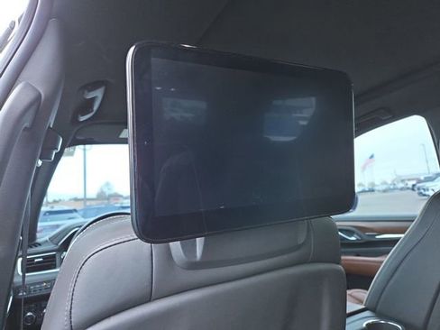 Used 2023 GMC Yukon Denali Ultimate image 13