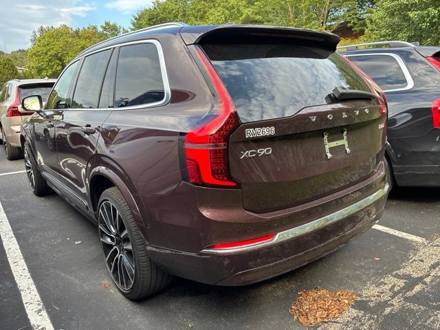 Used 2026 Volvo XC90 B6 Plus w/ Protection Package AWD/4WD image 5