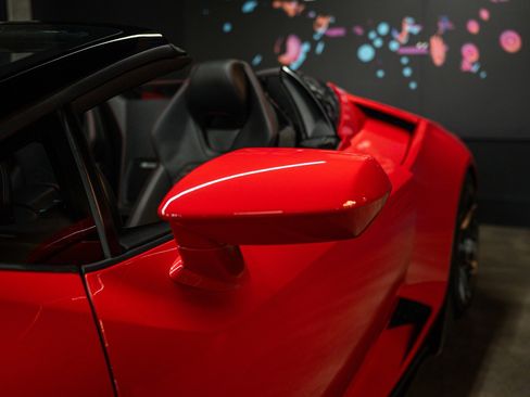 Used 2018 Lamborghini Huracan LP 580-2 RWD image 16