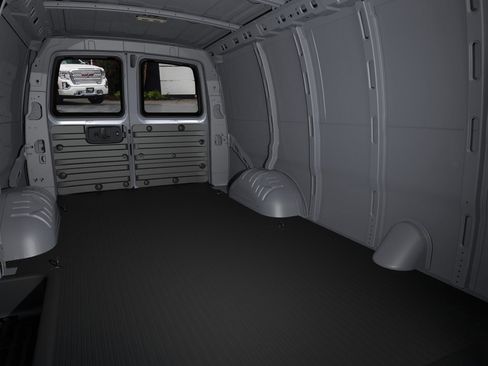 New 2026 GMC Savana 2500 w/ Driver Convenience Package image 19