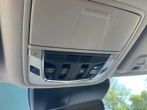 Used 2020 Acura RDX AWD w/ Advance Package image 21