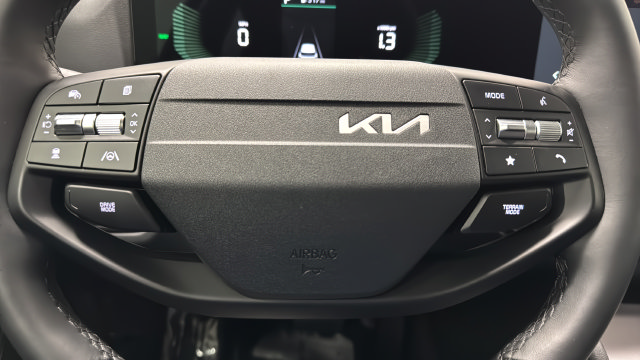 Used 2026 Kia Sportage EX AWD/4WD image 14