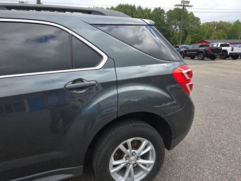 Used 2017 Chevrolet Equinox LT w/ Convenience Package FWD image 29
