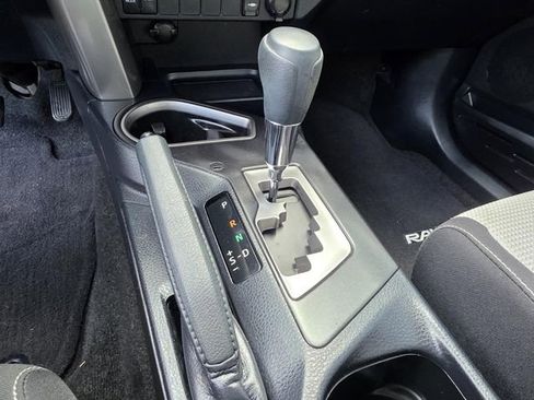 Used 2018 Toyota RAV4 XLE image 23