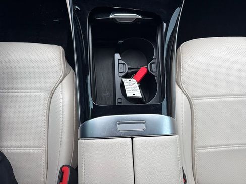 Used 2022 Mercedes-Benz C 300 Sedan image 22