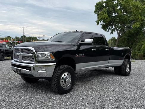 Used 2016 RAM 3500 Laramie AWD/4WD image 3