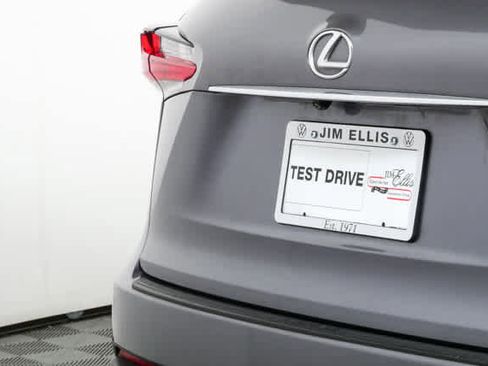 Used 2016 Lexus NX 200t FWD image 33