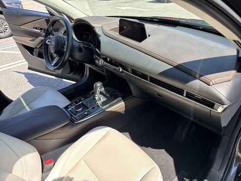 Certified 2021 MAZDA CX-30 AWD 2.5 S w/ Premium Package image 32