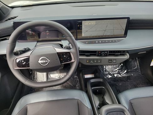 New 2026 Nissan Leaf SV+ w/ Floor Mat Package (SV+) FWD image 4